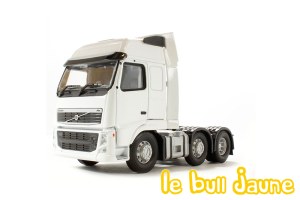 VOLVO FH blanc