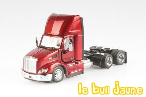 PETERBILT 579 rouge