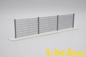 Clôture en treillis métallique argent